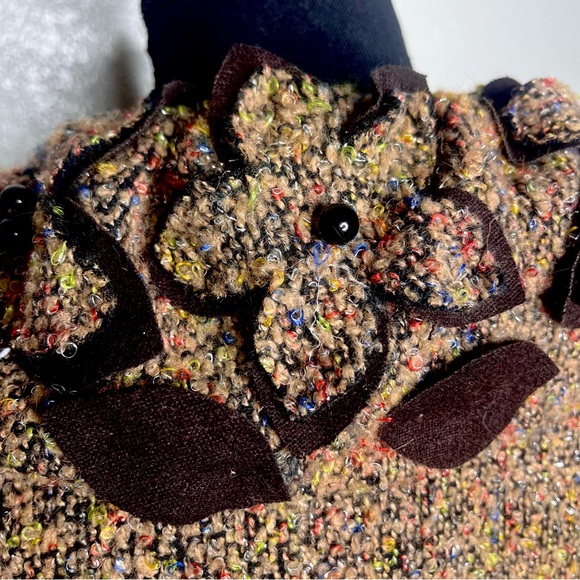 Beautiful Knit Mutlicolor Floral Coat - Picture 11 of 13